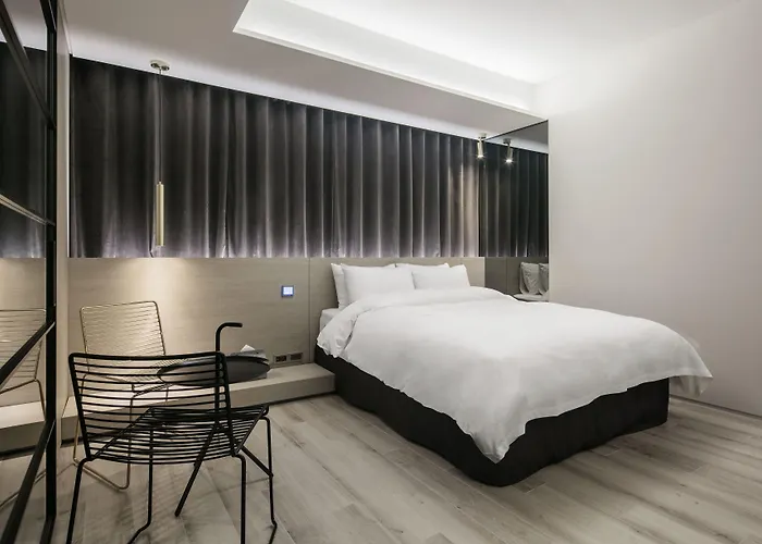 Hotel H Wangsimni